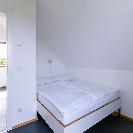 Otto Holiday home Born